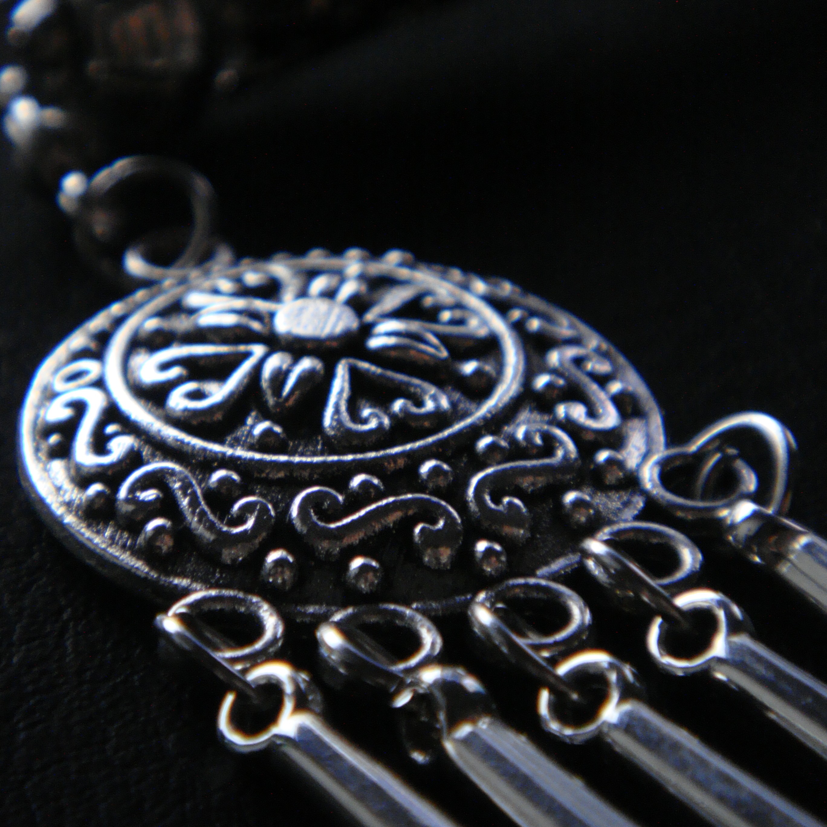 A closer look at the fine craftsmanship in the shashtenge. Notice the convexity of the coin itself.